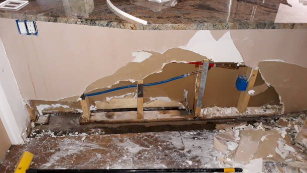 Best Water damage restoration near me  in Keokuk, IA